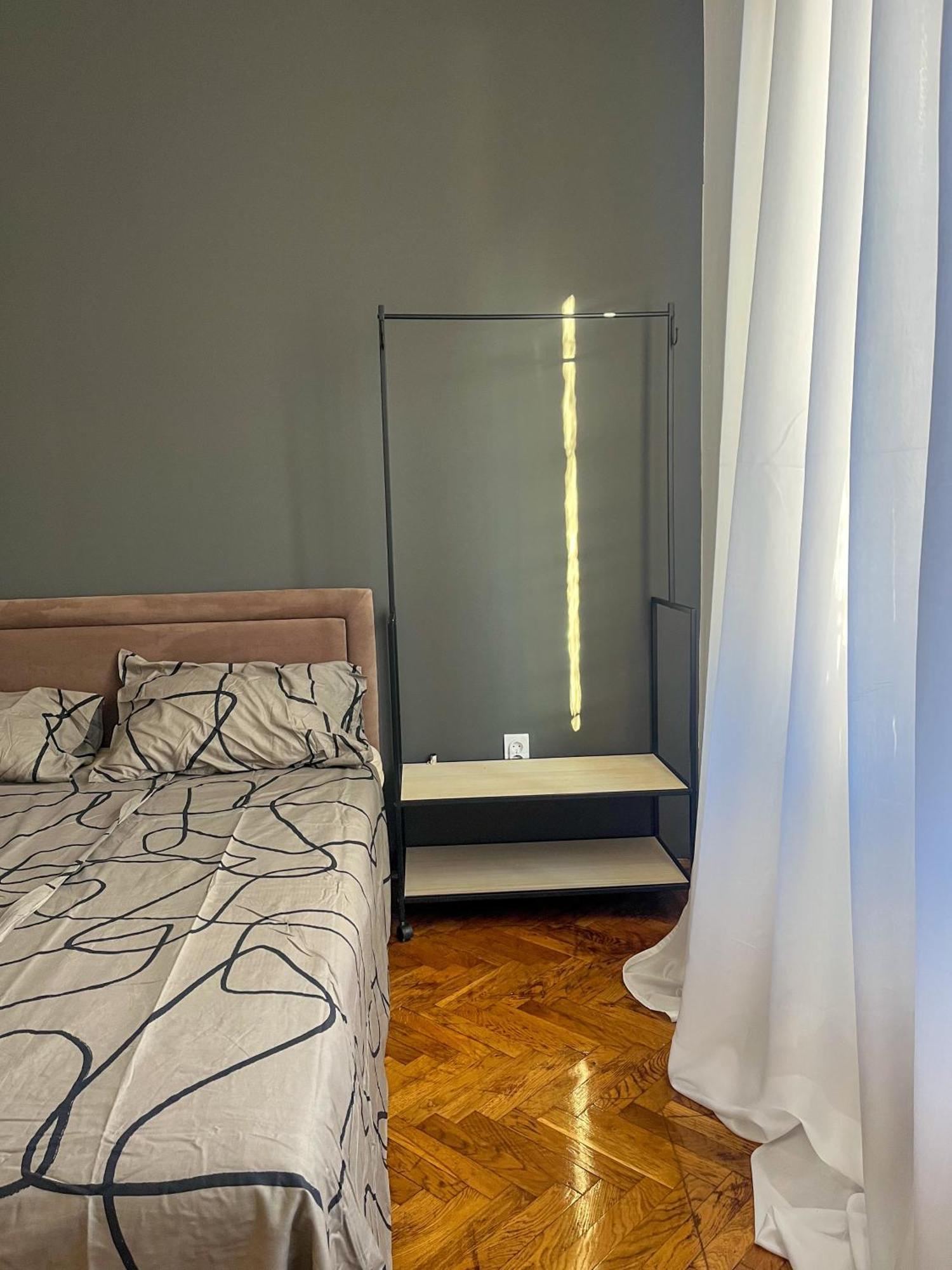 Two Bedroom Apartment Near Slavija Square เบลเกรด ภายนอก รูปภาพ